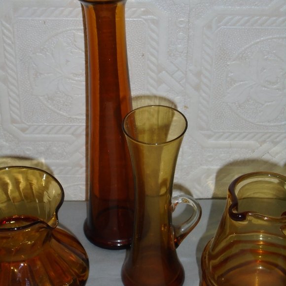 VINTAGE MINIATURE, AMBER GLASS, LOT, PITCHER/DECANTER & VASE, USED NICELY STORED - Picture 10 of 15